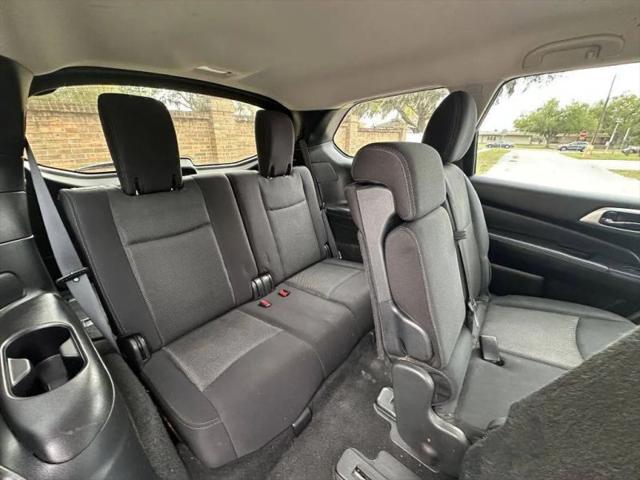 2019 Nissan Pathfinder S