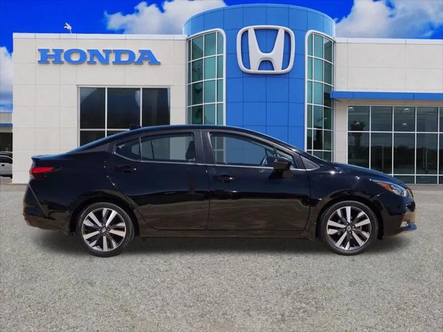 2021 Nissan Versa SR Xtronic CVT