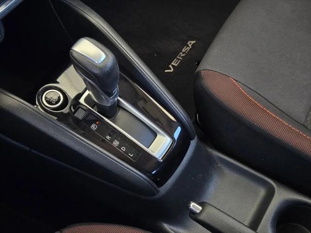 2021 Nissan Versa SR Xtronic CVT