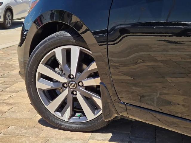 2021 Nissan Versa SR Xtronic CVT