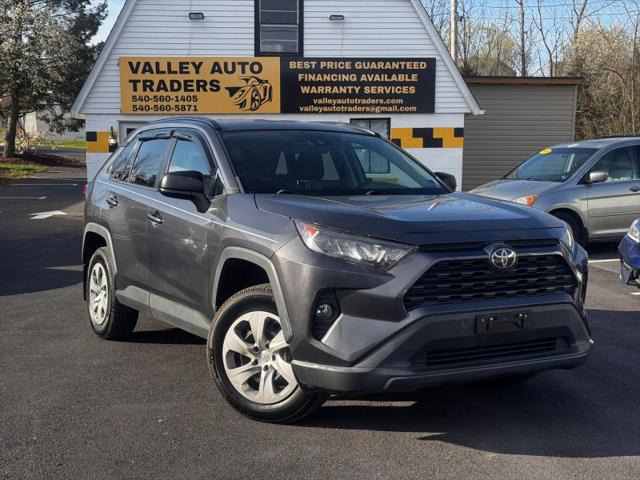 2019 Toyota RAV4 LE
