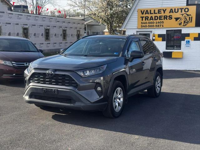 2019 Toyota RAV4 LE