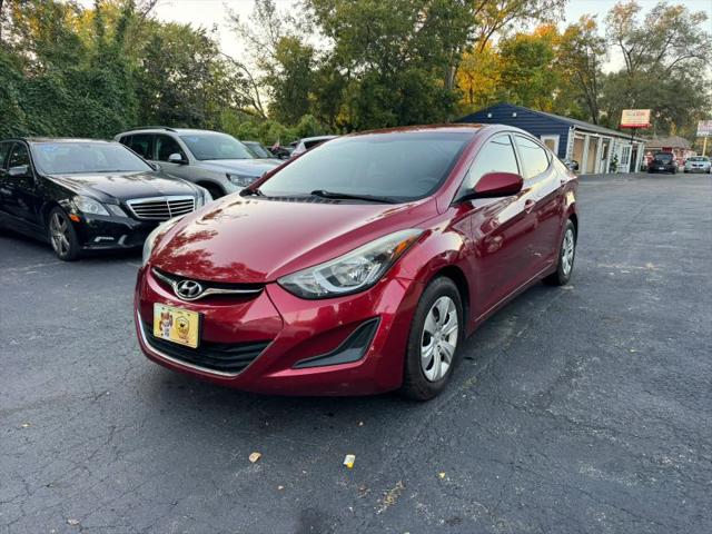 2016 Hyundai Elantra SE for sale in Batavia, IL
