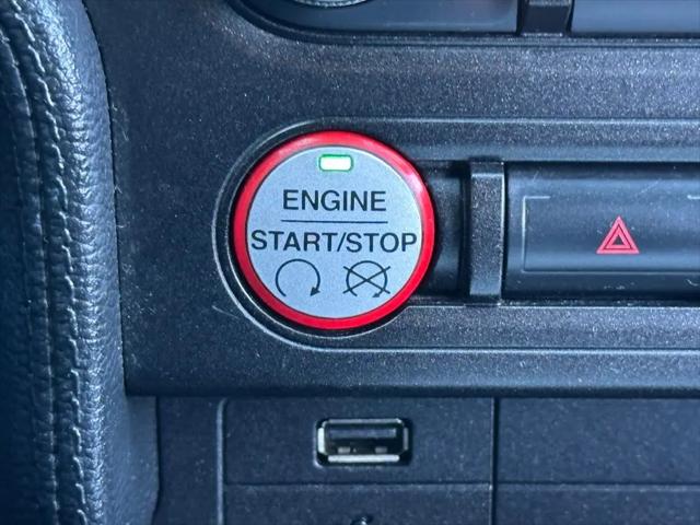 2016 Ford Mustang V6