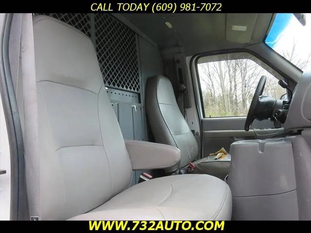 2002 Ford E-150 Commercial