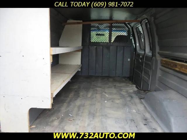 2002 Ford E-150 Commercial