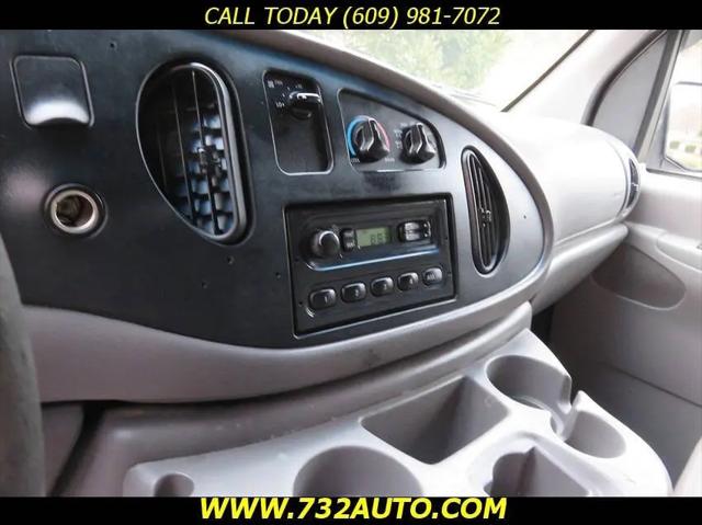 2002 Ford E-150 Commercial