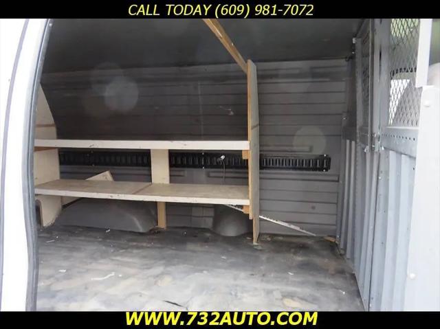 2002 Ford E-150 Commercial