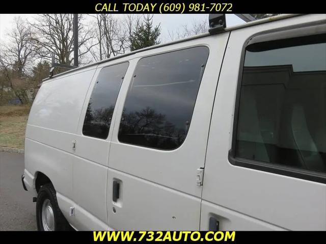 2002 Ford E-150 Commercial