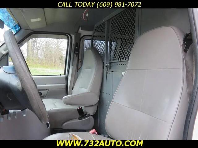 2002 Ford E-150 Commercial