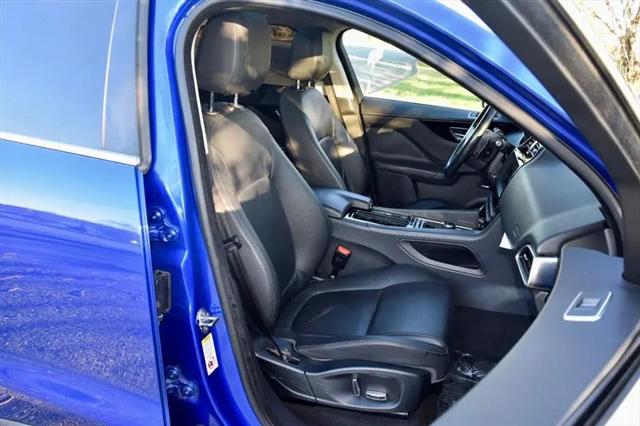 2019 Jaguar F-PACE 25t Premium