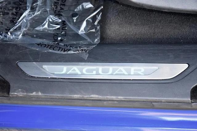 2019 Jaguar F-PACE 25t Premium