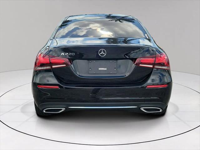 2022 Mercedes-Benz A 220 A 220