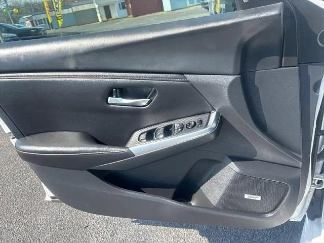 2023 Nissan Sentra SR Xtronic CVT