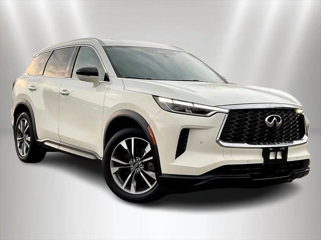 2023 INFINITI QX60 LUXE AWD