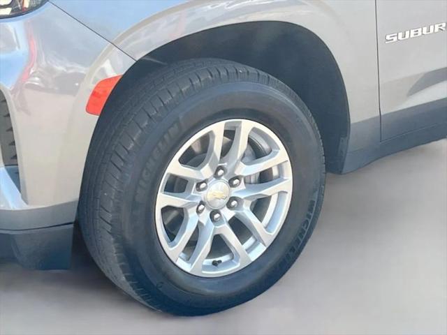 2021 Chevrolet Suburban 2WD LT