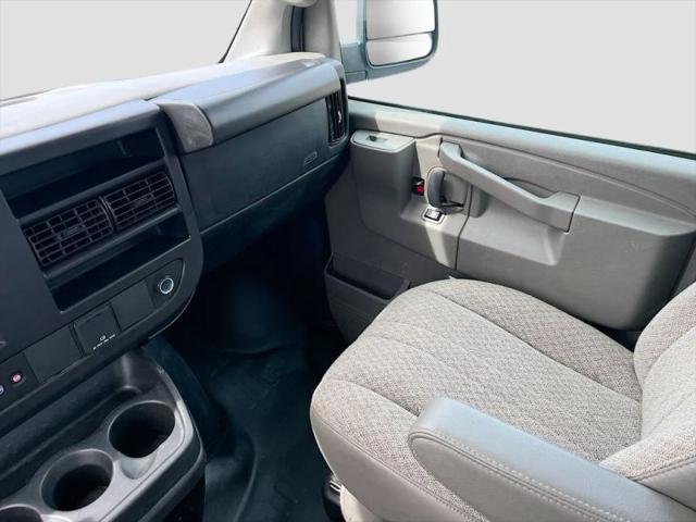 2023 Chevrolet Express Cargo Van RWD 2500 Extended Wheelbase WT