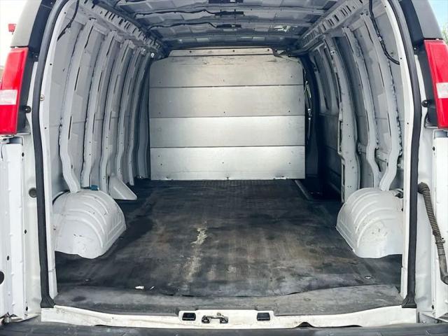 2023 Chevrolet Express Cargo Van RWD 2500 Extended Wheelbase WT