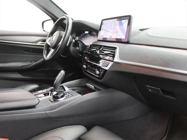 2022 BMW M5 i xDrive