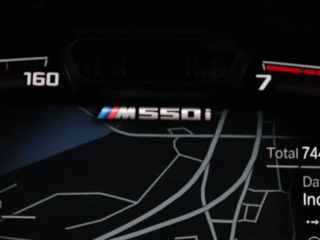 2022 BMW M5 i xDrive