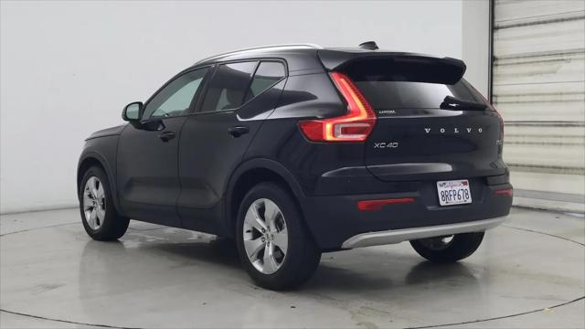 2020 Volvo XC40 T5 Momentum