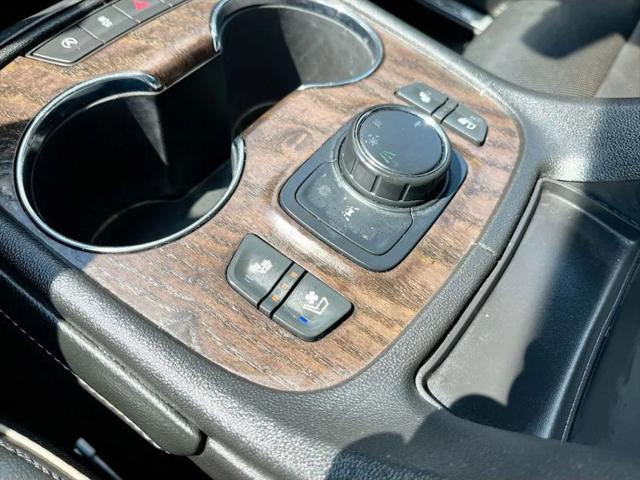 2022 GMC Acadia FWD Denali