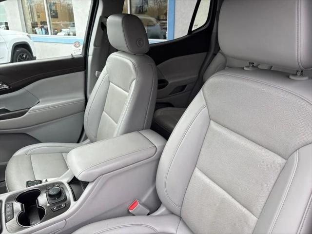 2023 GMC Acadia FWD SLT