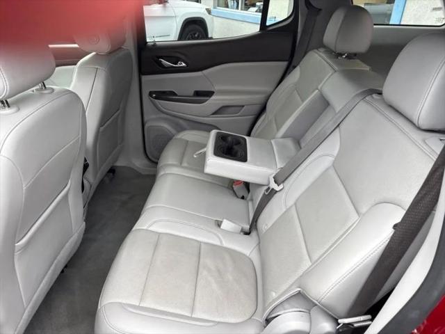 2023 GMC Acadia FWD SLT