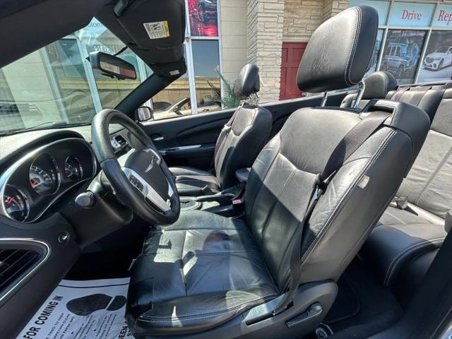 2014 Chrysler 200 Limited