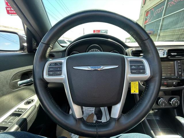 2014 Chrysler 200 Limited