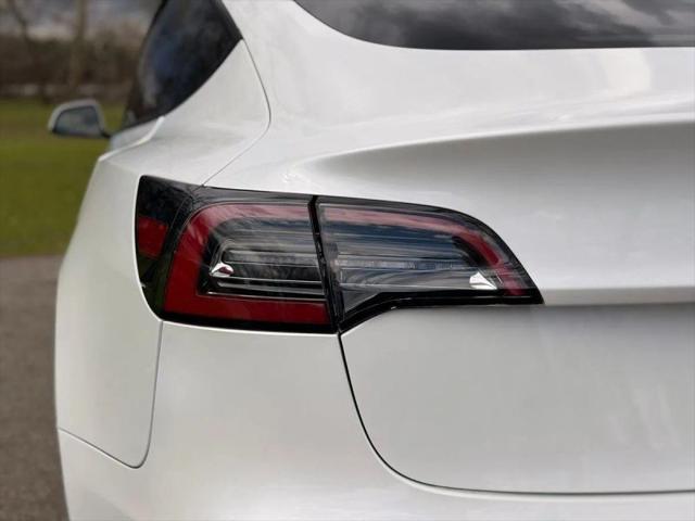 2022 Tesla Model 3 Long Range Dual Motor All-Wheel Drive