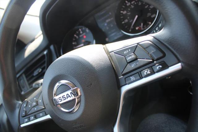2017 Nissan Rogue Sport S