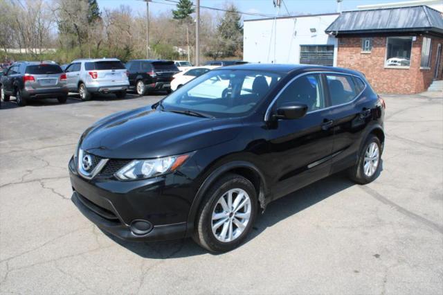2017 Nissan Rogue Sport S
