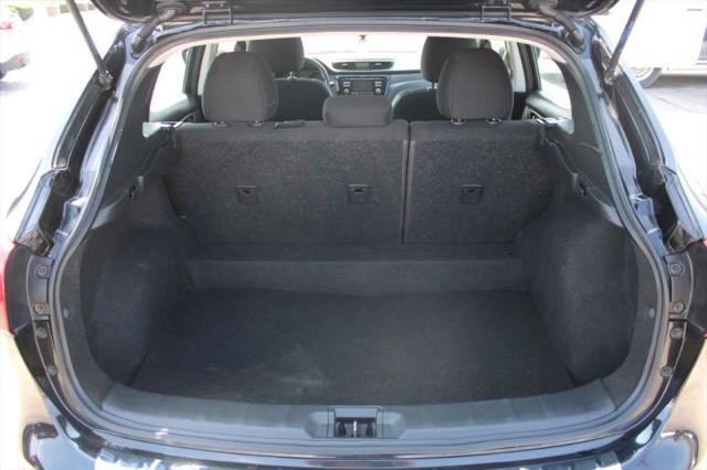 2017 Nissan Rogue Sport S