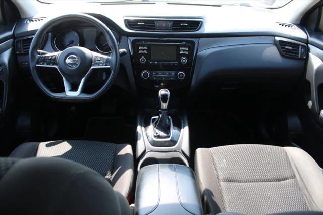 2017 Nissan Rogue Sport S