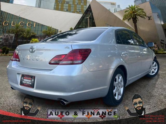 2008 Toyota Avalon XL