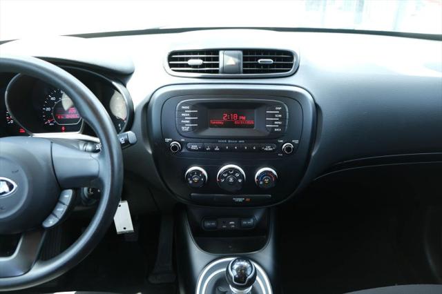 2016 Kia Soul Base