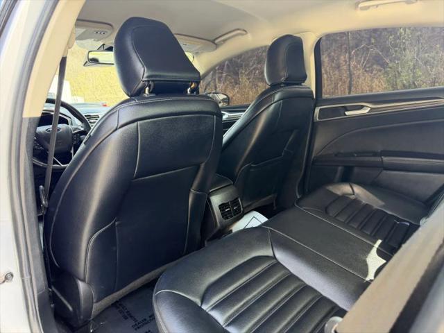 2020 Ford Fusion SEL