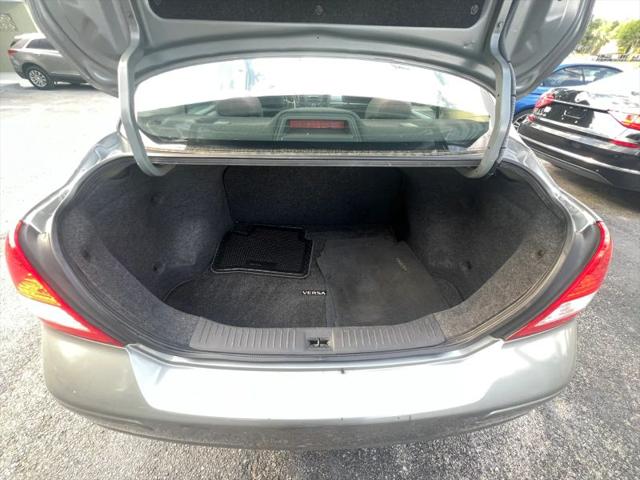 2011 Nissan Versa 1.8S