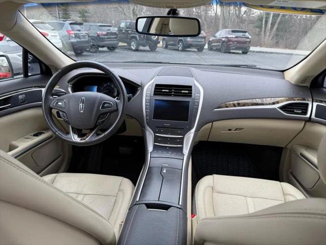2015 Lincoln MKZ Hybrid Base