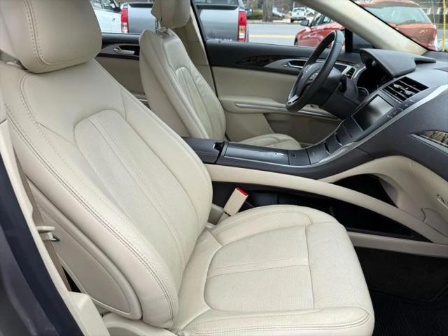 2015 Lincoln MKZ Hybrid Base