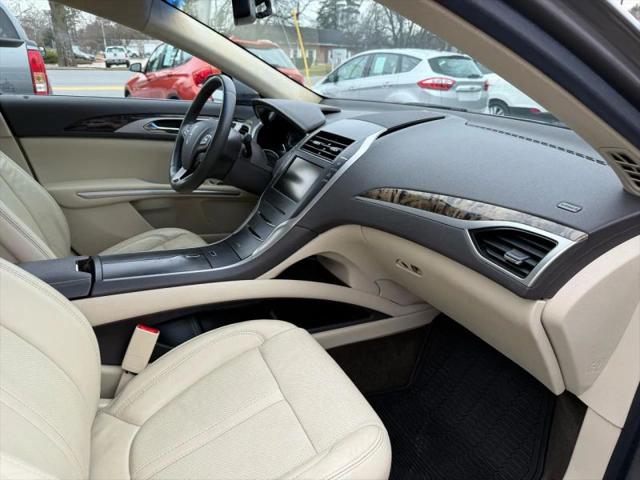2015 Lincoln MKZ Hybrid Base