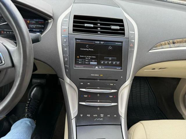 2015 Lincoln MKZ Hybrid Base