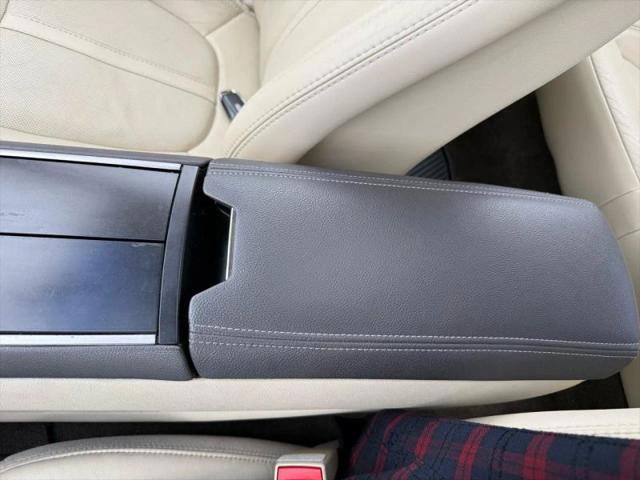 2015 Lincoln MKZ Hybrid Base