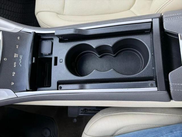 2015 Lincoln MKZ Hybrid Base