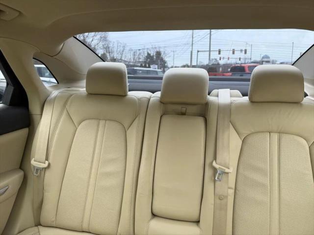 2015 Lincoln MKZ Hybrid Base