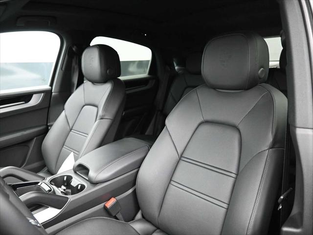 2025 Porsche Cayenne E-Hybrid E-Hybrid