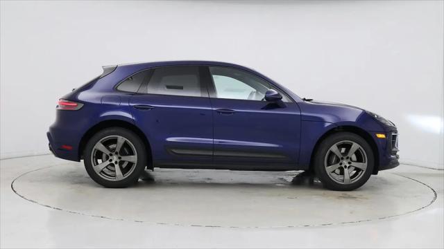 2022 Porsche Macan Macan