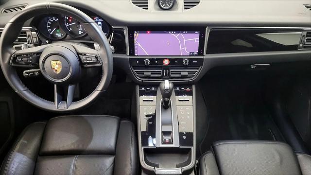 2022 Porsche Macan Macan