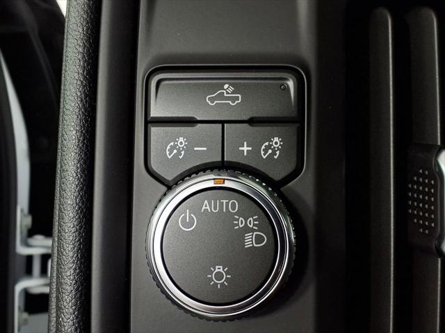 2026 GMC Sierra 1500 Double Cab, Standard Bed, Pro, RWD